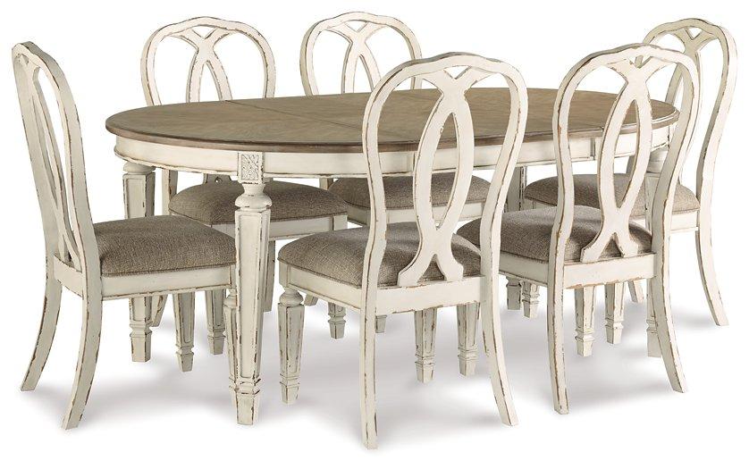 Realyn Dining Room Set